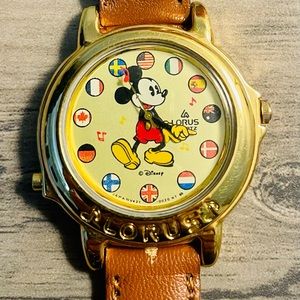 Lorus world flags musical Mickey Mouse watch